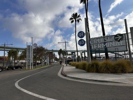 San Diego to Los Angeles World Cruise Center transportation